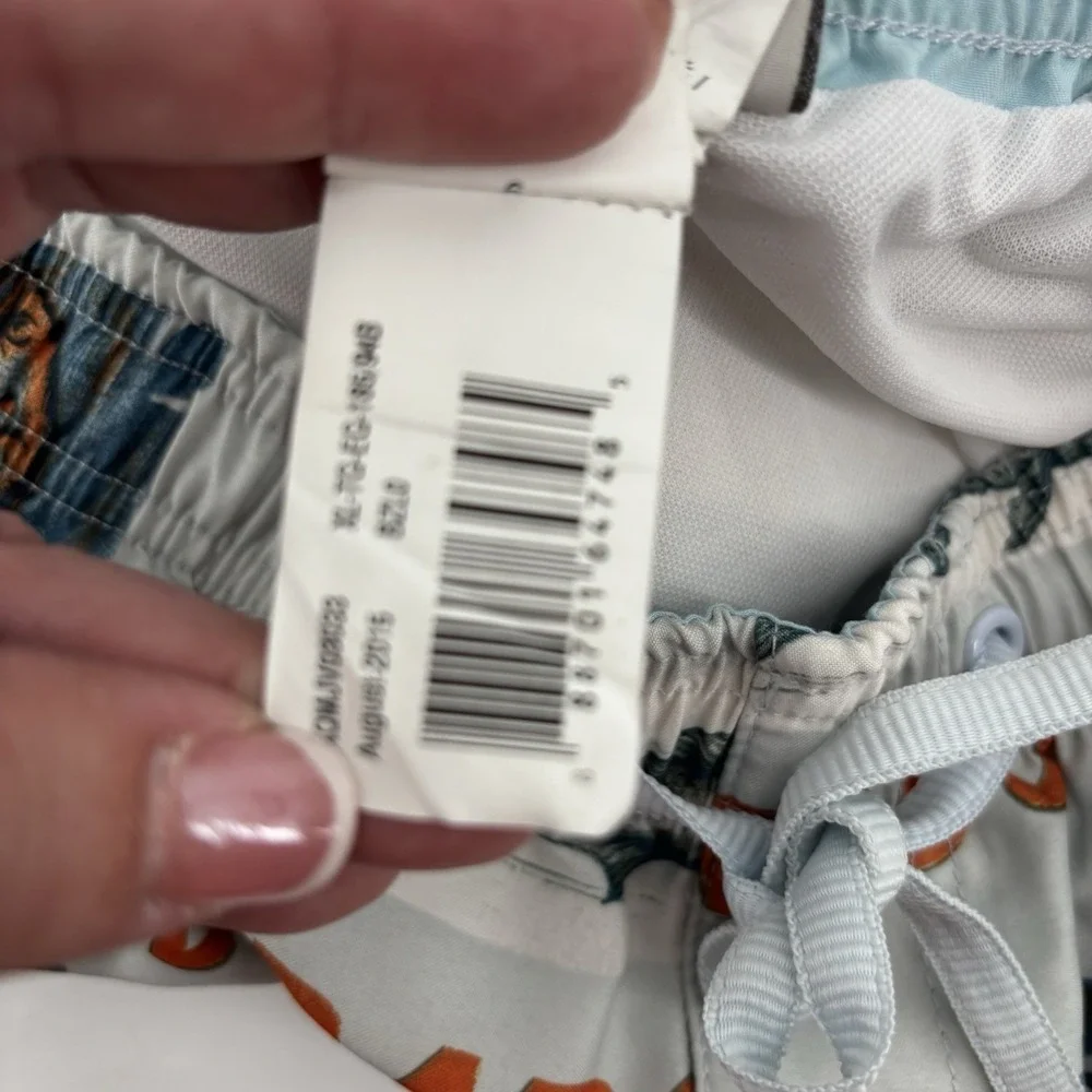 Quick Silver Shorts Mens Swim Trunks XL Fishing AOP Waterman‎ Board Shorts